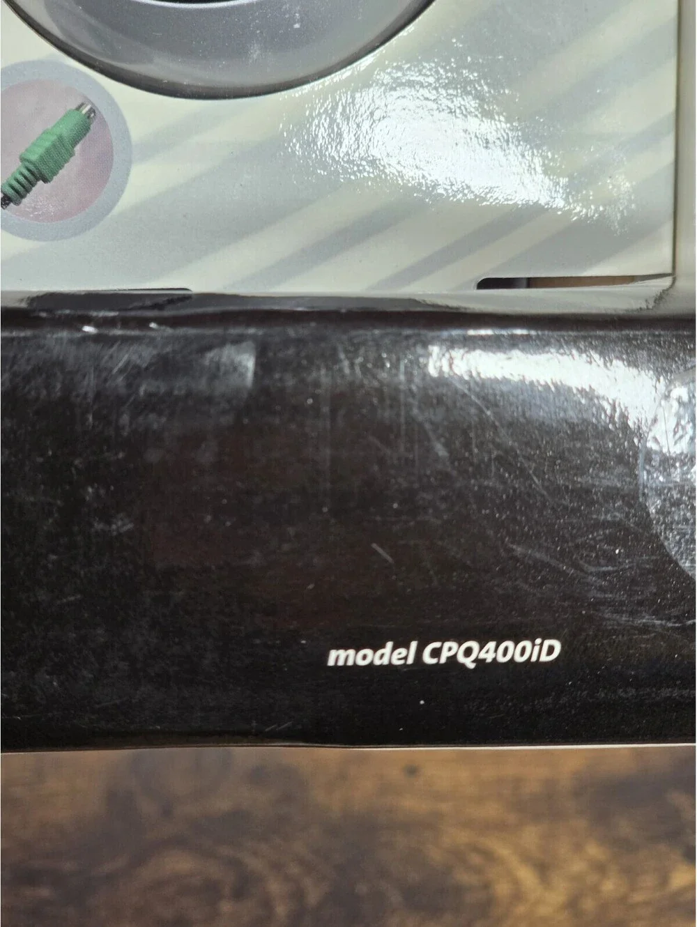 Compaq CPQ400iD 5-Button Wireless Optical Scroll Mouse
